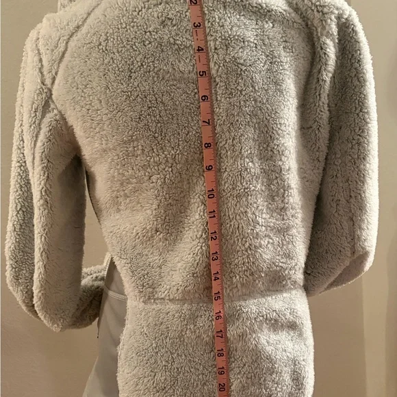 Koppen Women's Soft Gray Teddy Jacket - Picture 5 of 6